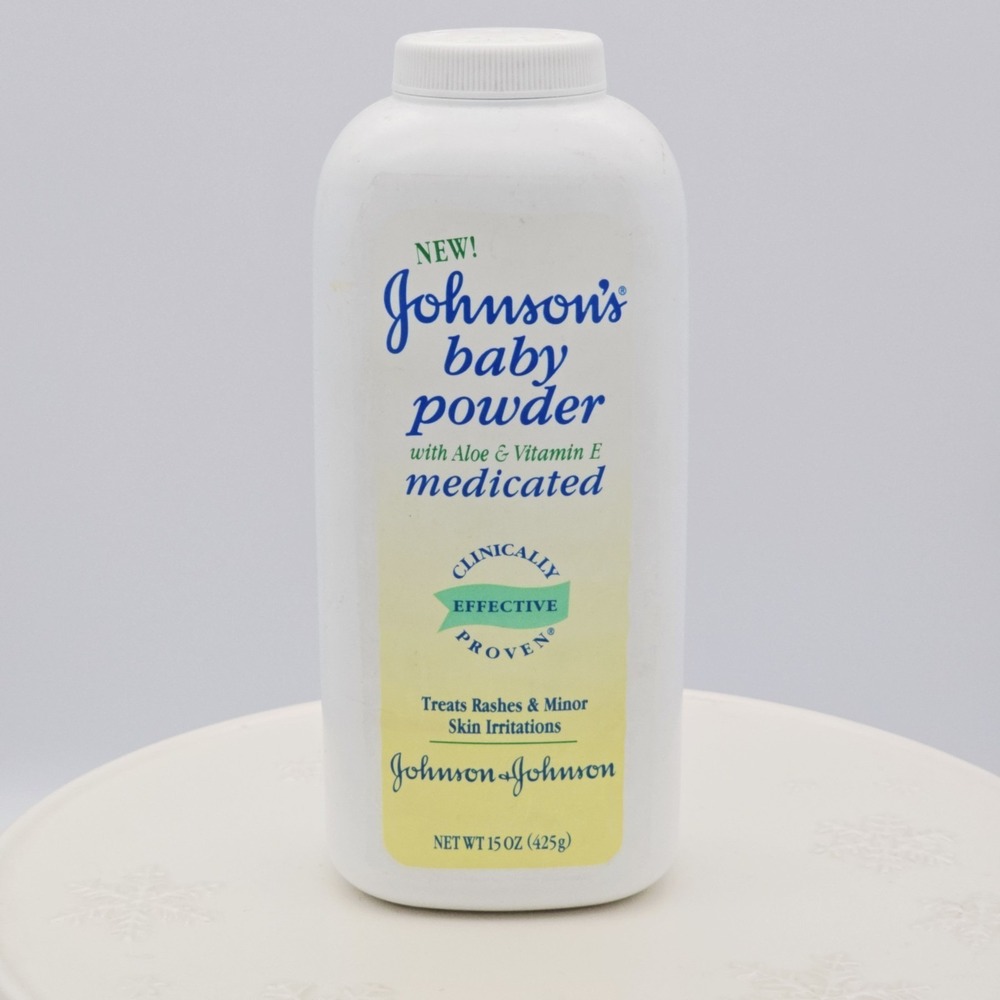 Johnson's Baby Powder Medicated Aloe Vitamin E Zinc Oxide Corn Starch 15‎ OZ 80%